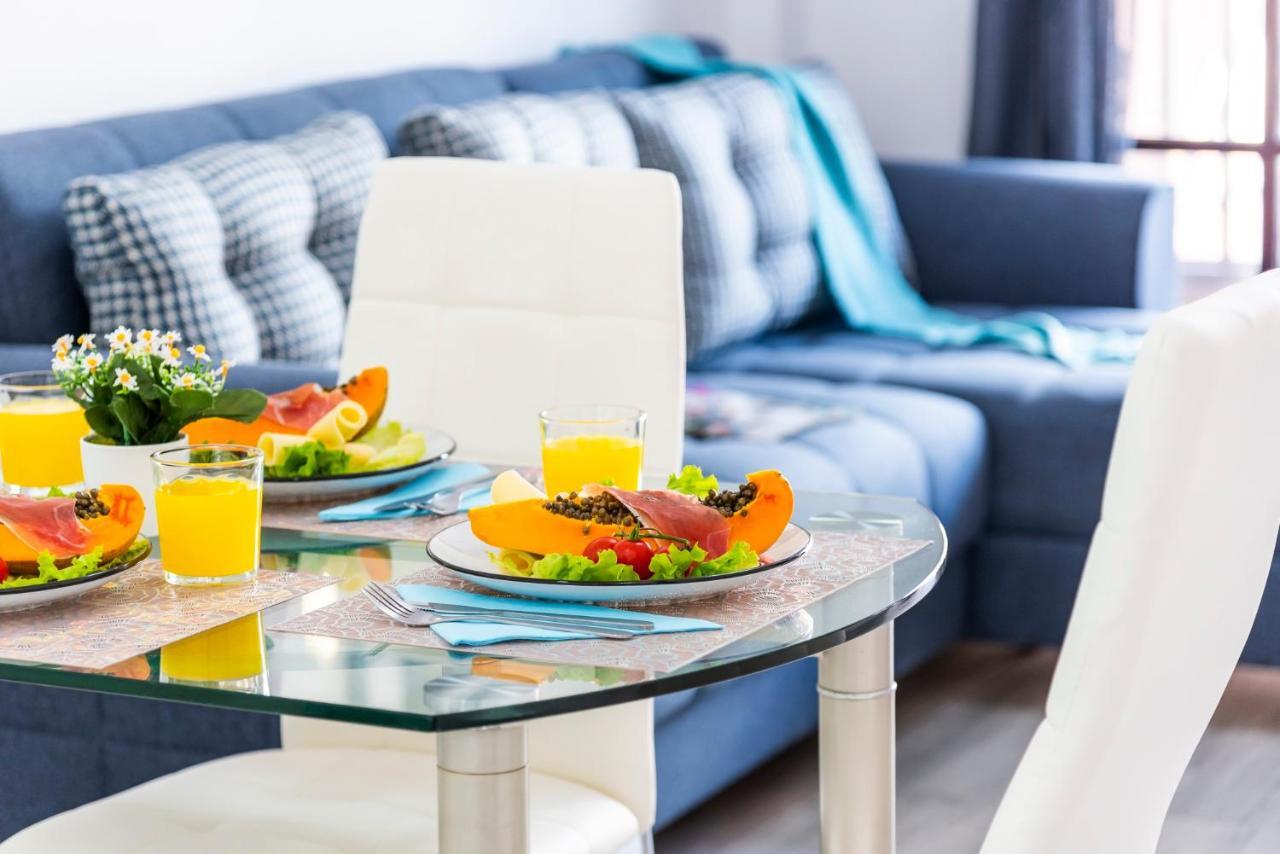 Sunshine Smart Home Hi-End Services Av Streaming Arona  Exteriör bild